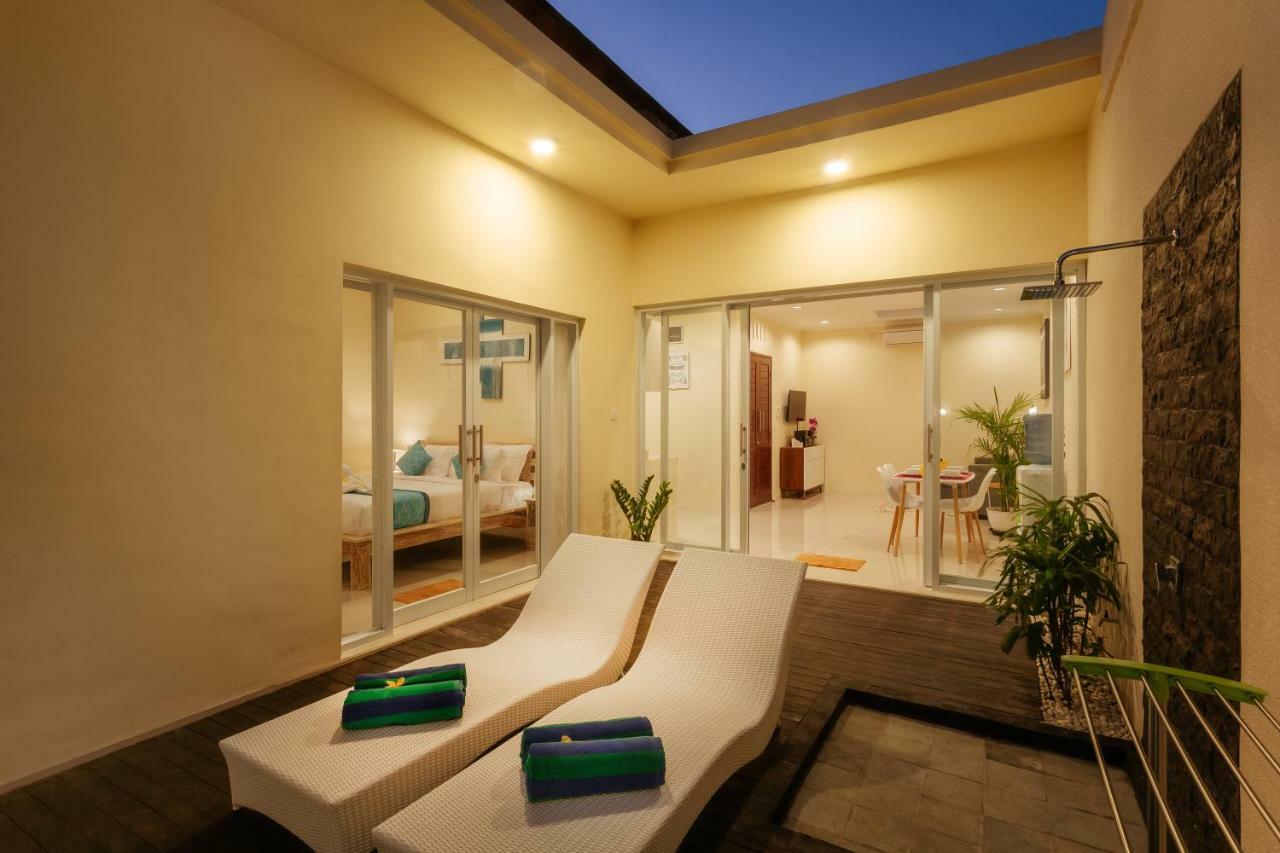 Villa Julie Seminyak Exteriör bild
