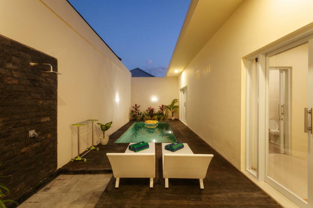 Villa Julie Seminyak Exteriör bild